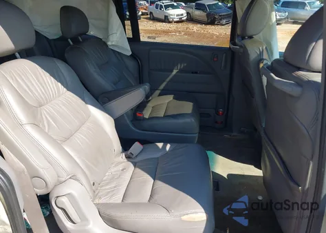 2009 Honda Odyssey Touring z USA, uszkodzony, nr VIN 5FNRL38899B014505